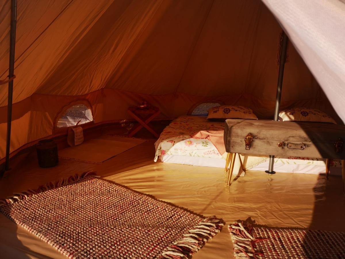 Luna Glamping 图兹拉 外观 照片