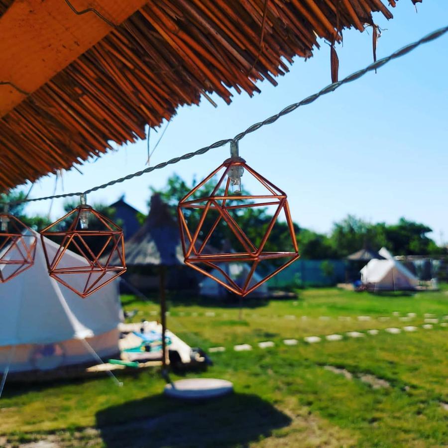 Luna Glamping 图兹拉 外观 照片